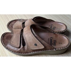 Finn Comfort Jamaika Leather Sandals 39D or 8 1/2